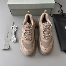 Balenciaga Sneakers